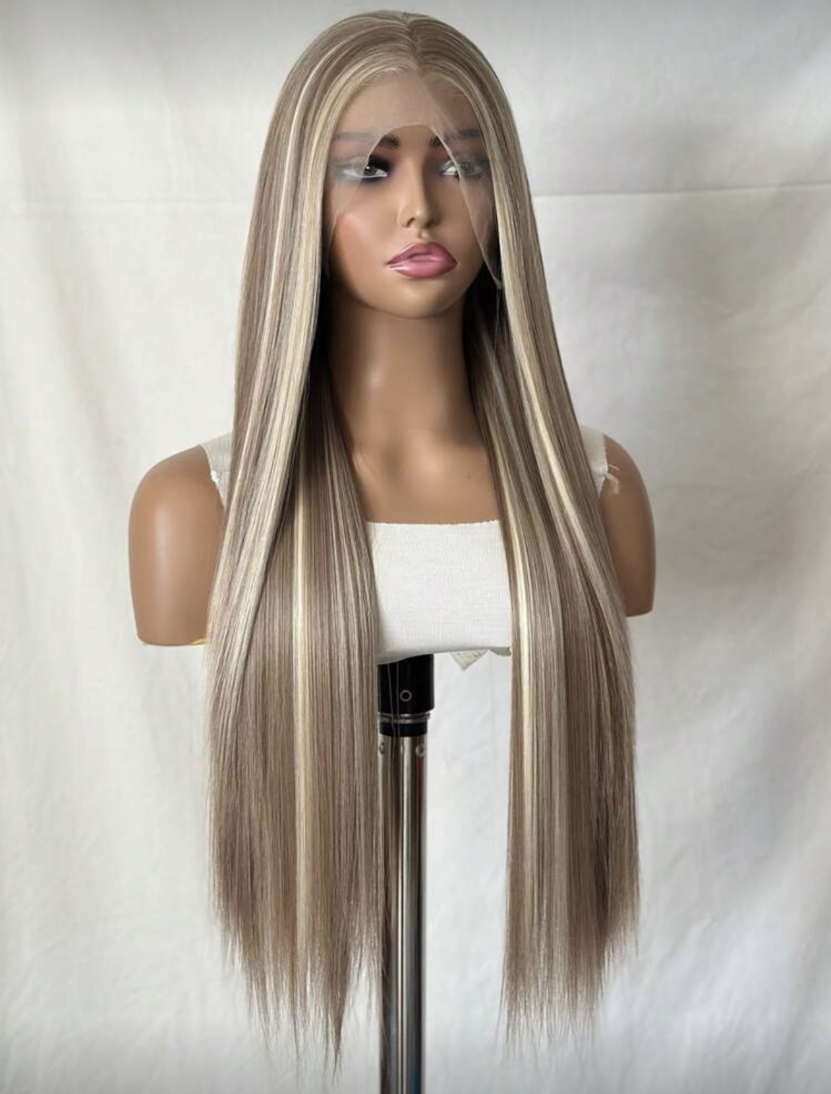 Lace Front Parukas – Honey Blonde & Brown Ombre - Image 3